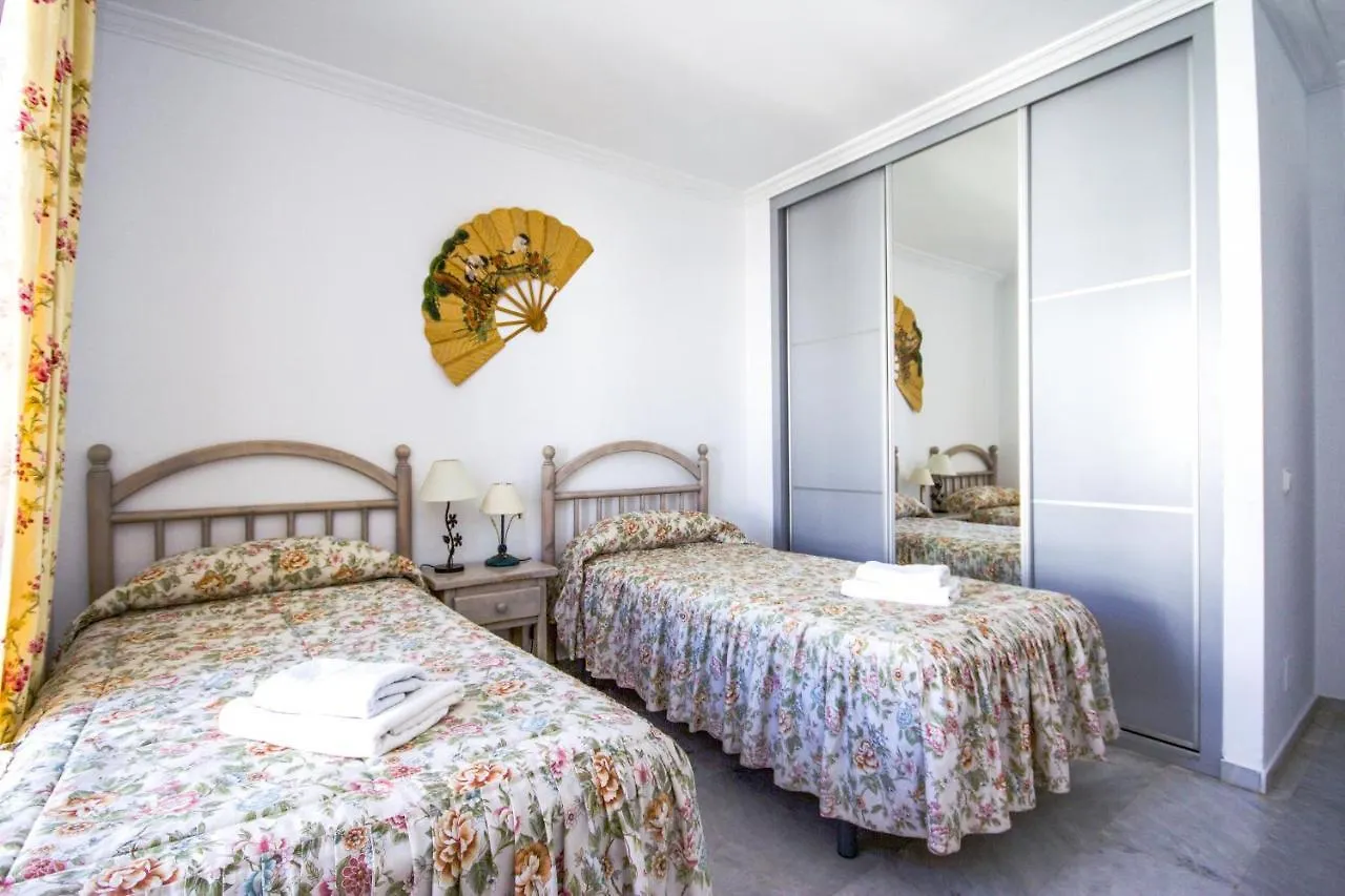 Canovas Nerja - Casa Adosada Con Piscina Los Huertos 7 0*,
